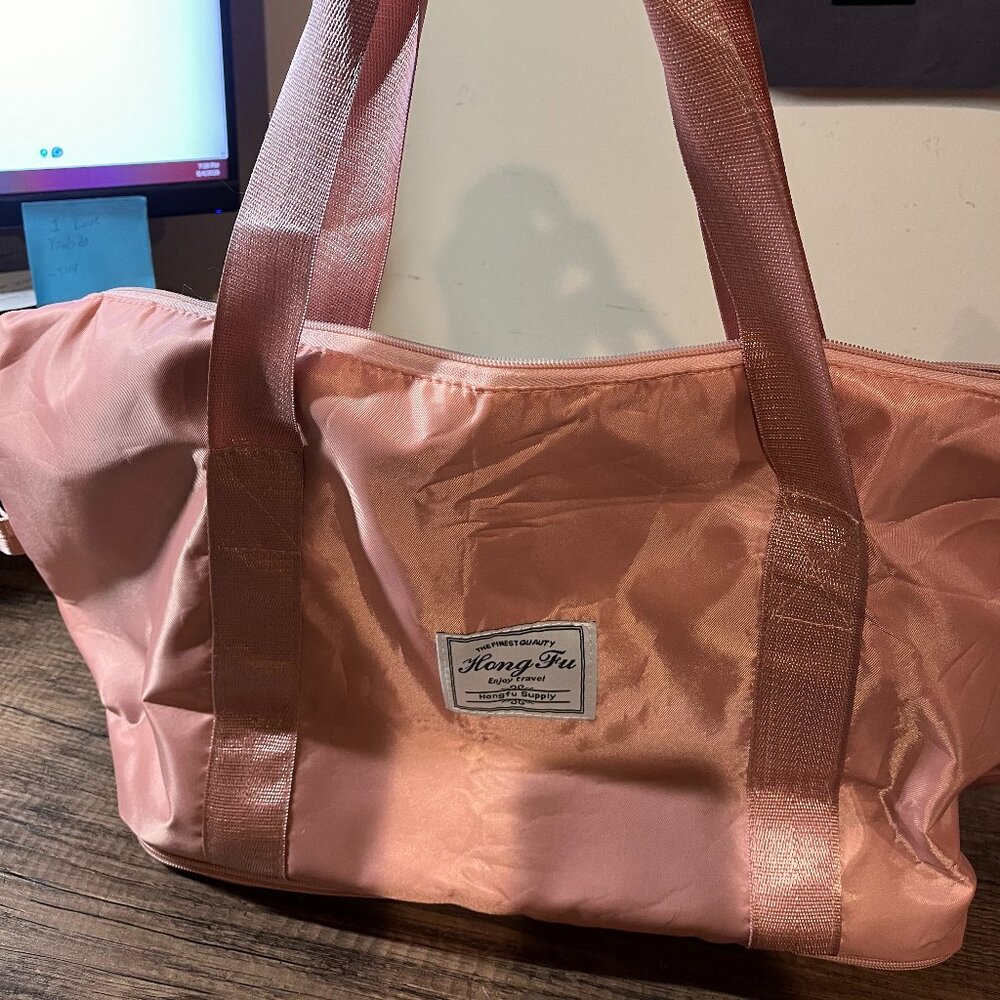 Hong Fu Traveler Bag Pink Collection
